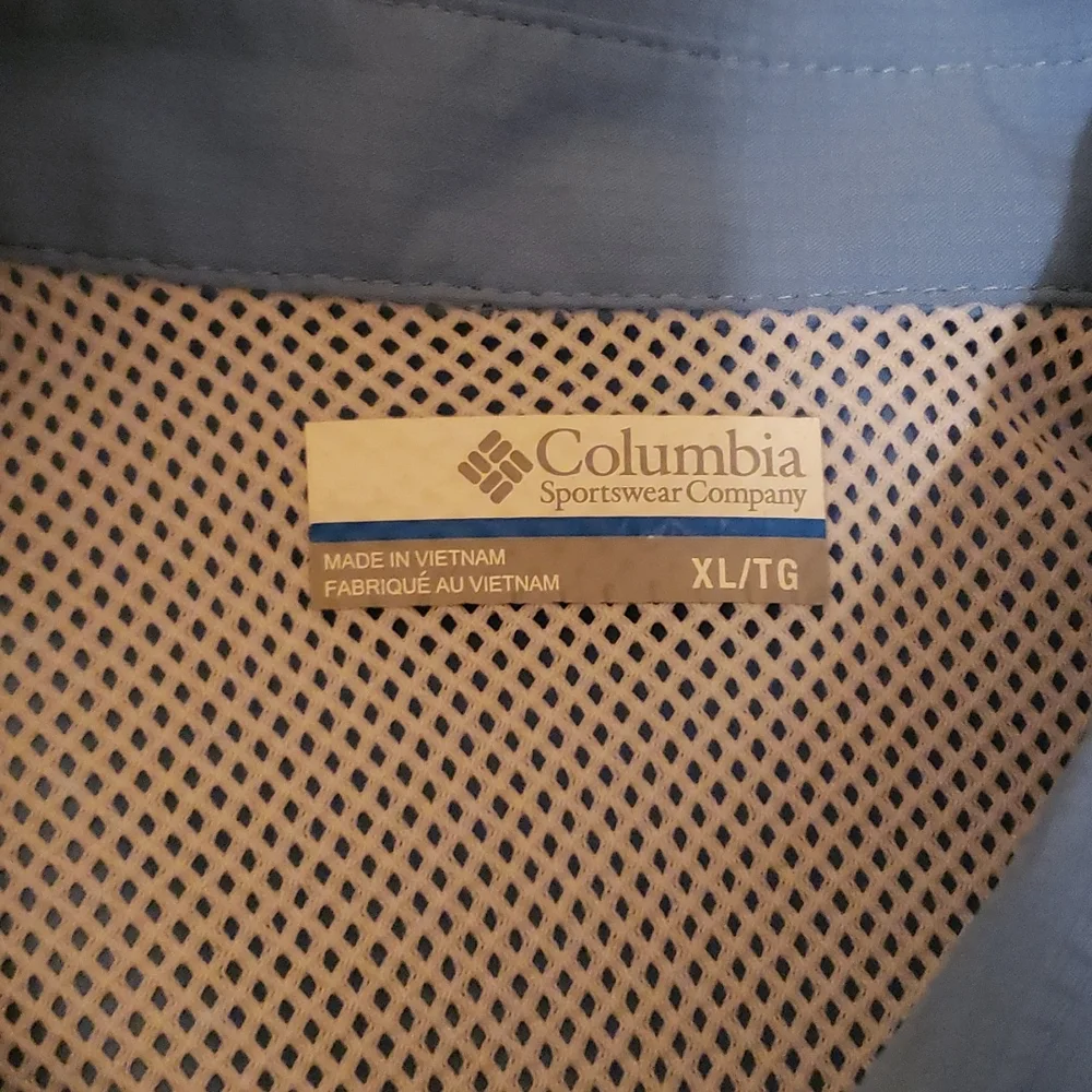 COLUMBIA PFG SHIRT - Picture 2 of 6